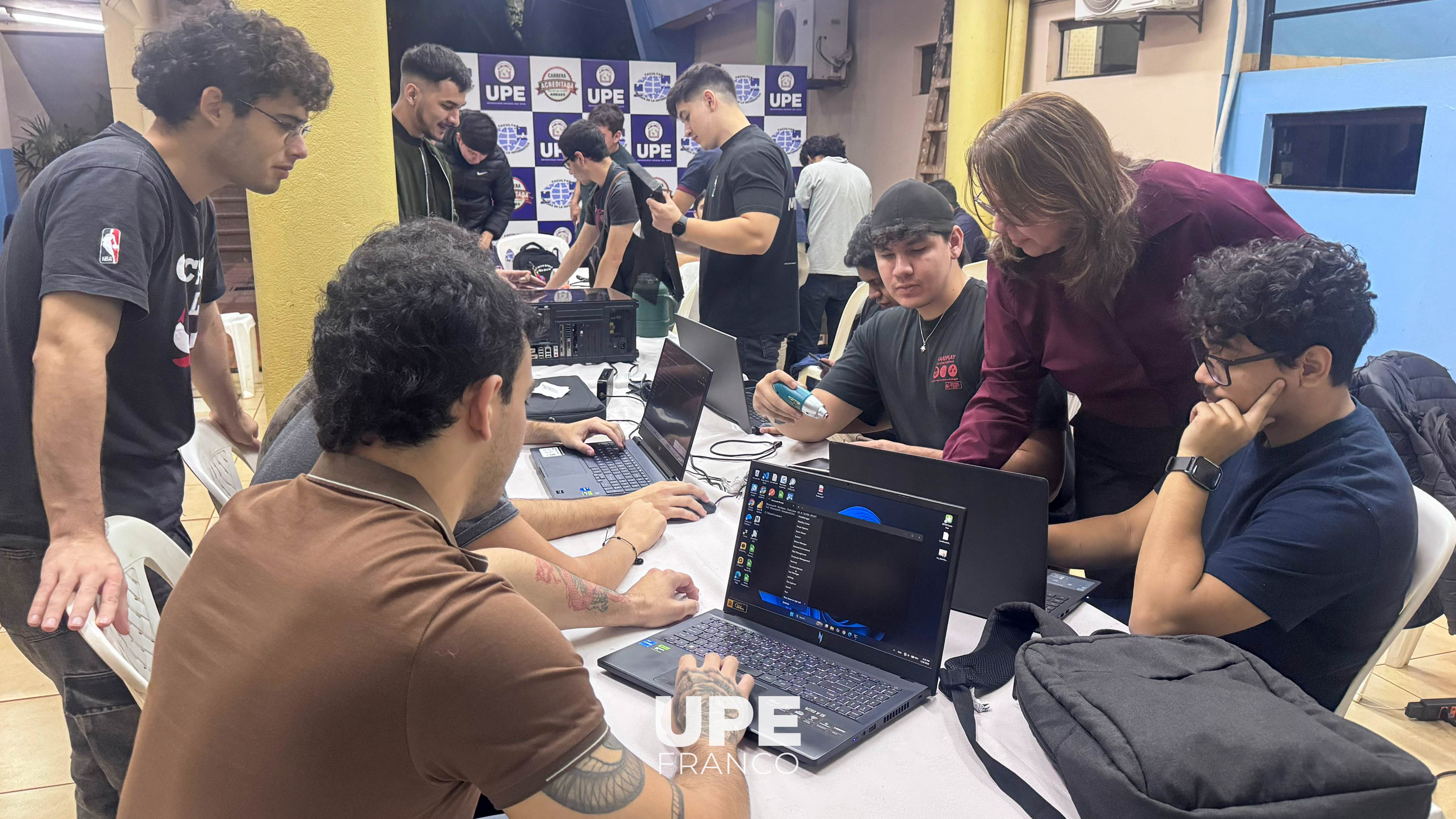 UPE Franco desarrolló consultoría informática gratuita como actividad de extensión universitaria
